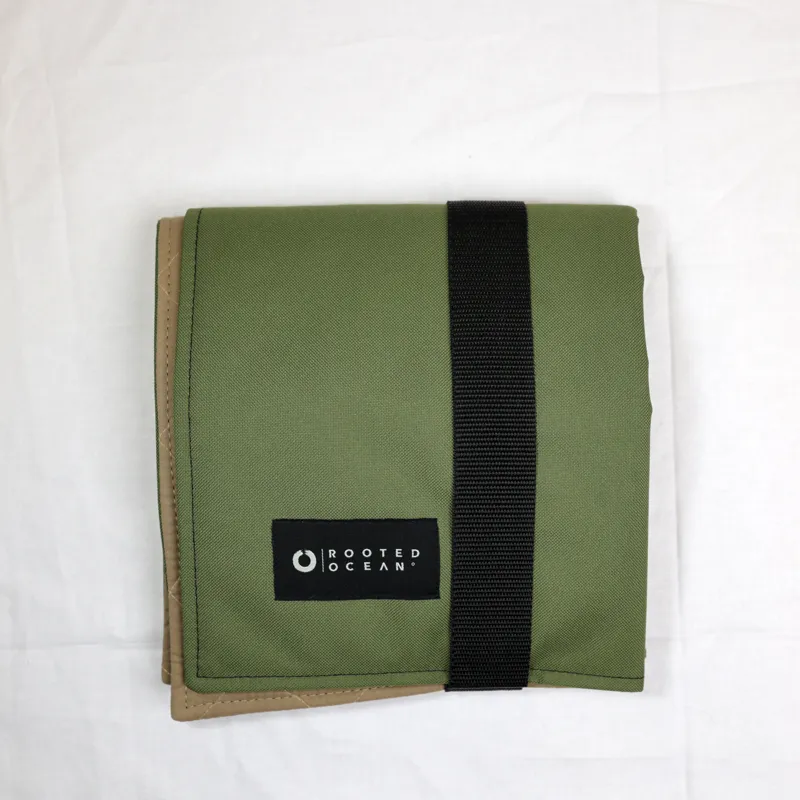 Rooted Ocean Adventure Blanket Green